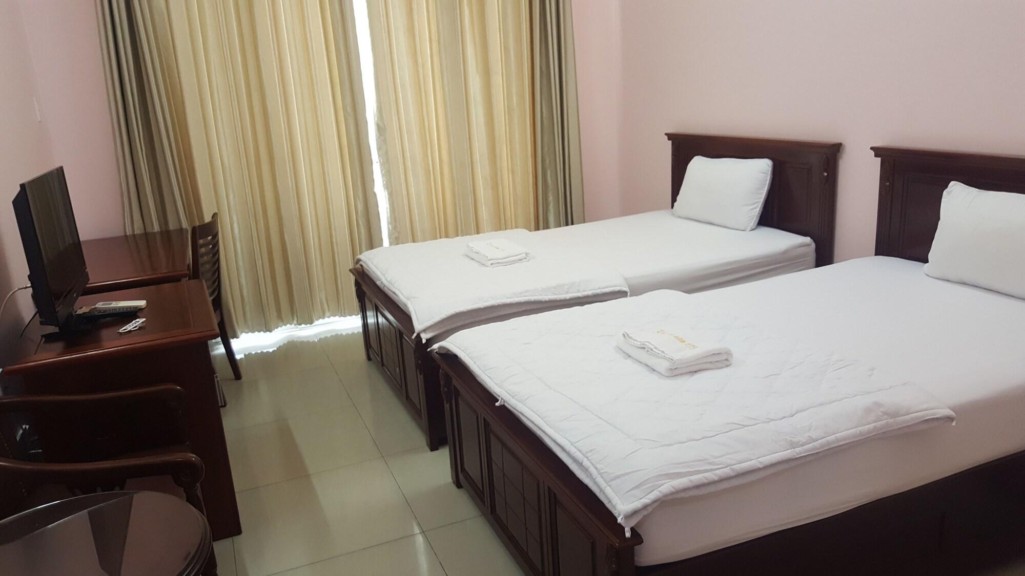 Hotel 175 11/95