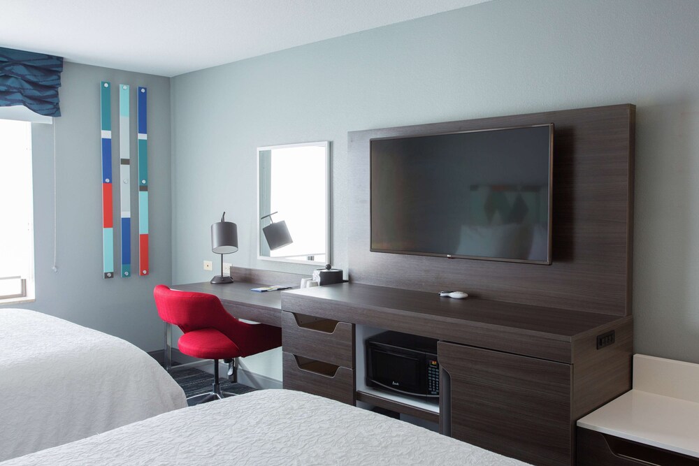 Hampton Inn Suites Ankeny 47/59
