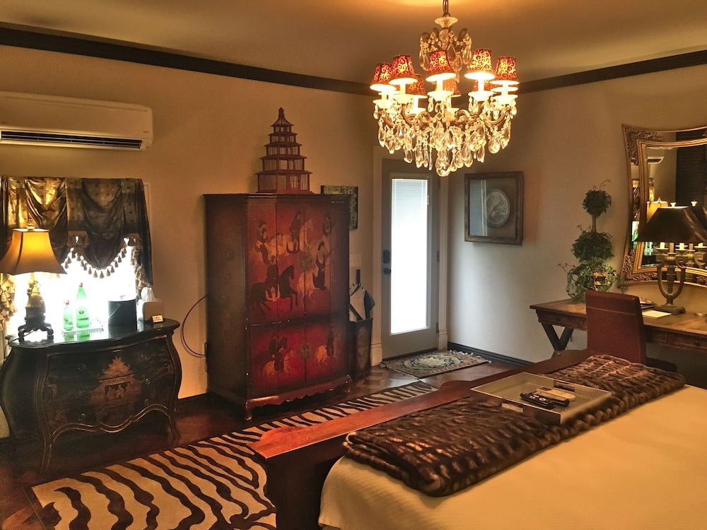 The Victoria B & B 56/71