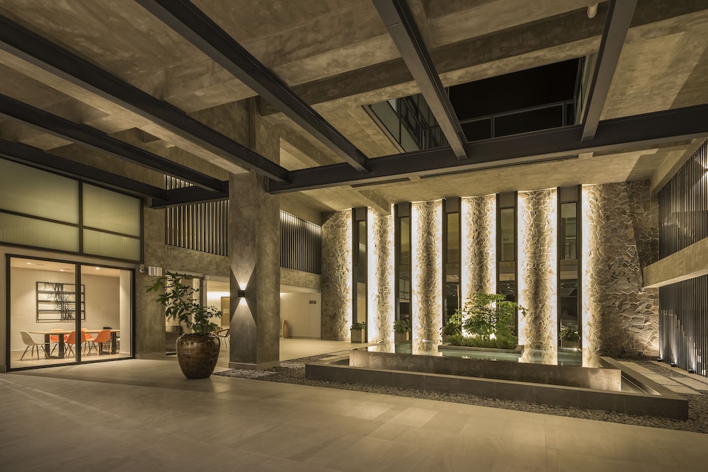 Jinhold Hotel And Serviced Apartment 34/38