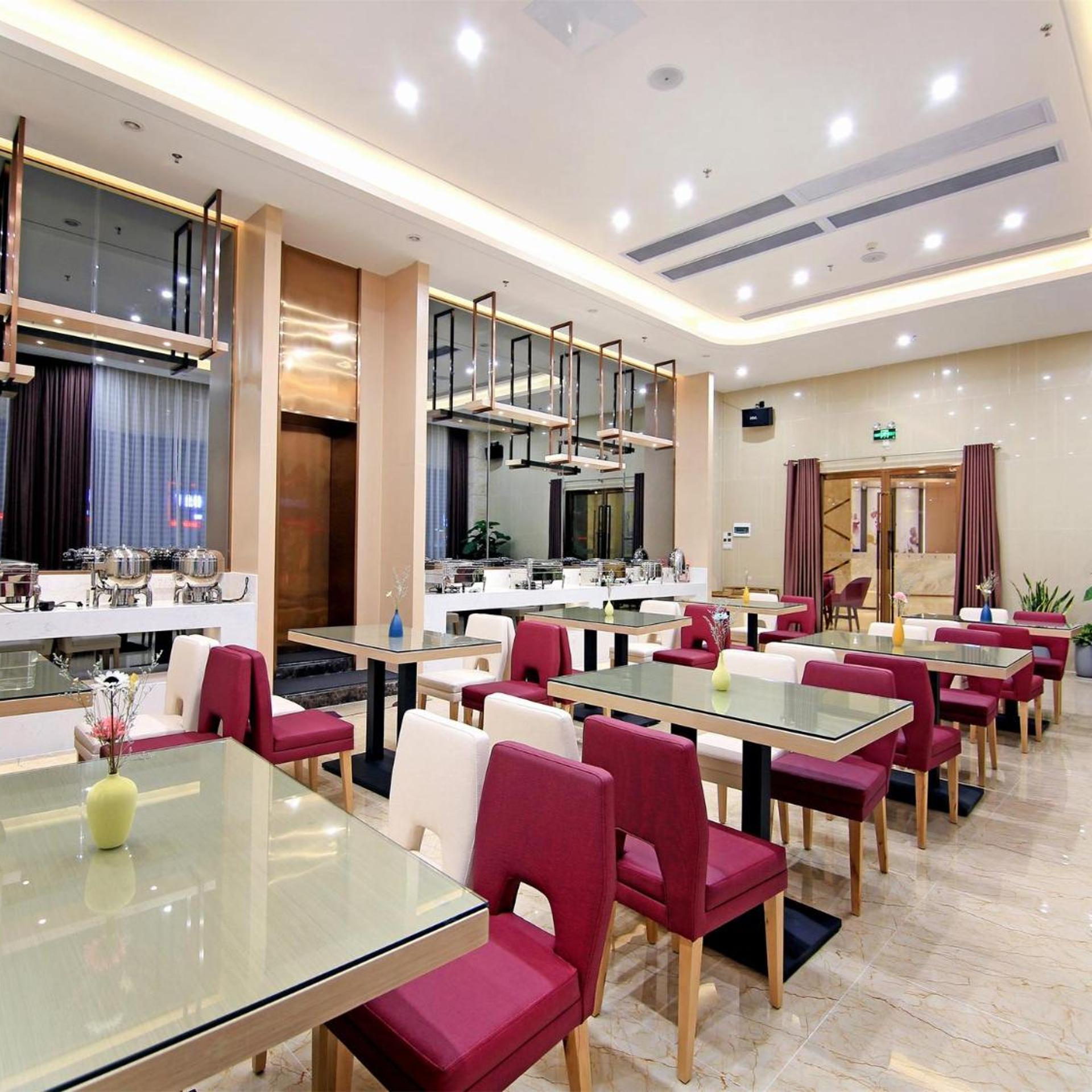 LavandeLavande Hotel (Zhongshan Tanzhou Business Center Branch) 45/55