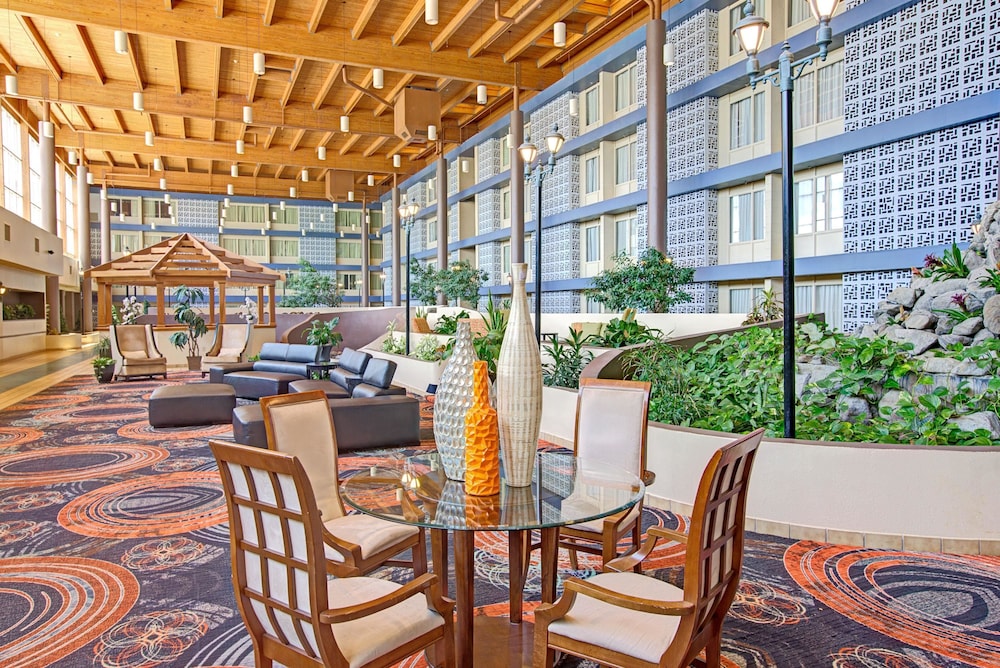Ramada Plaza Charlotte Airport Hotel and Conference Center 24/30