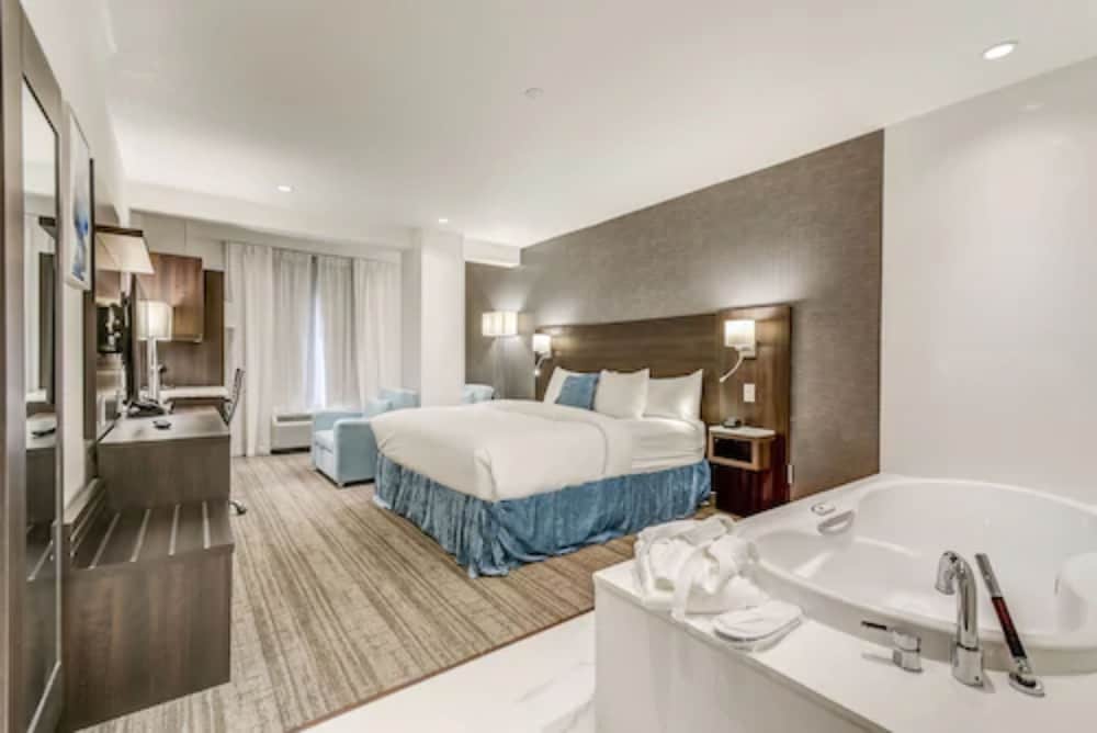 Est Hotel 18/37