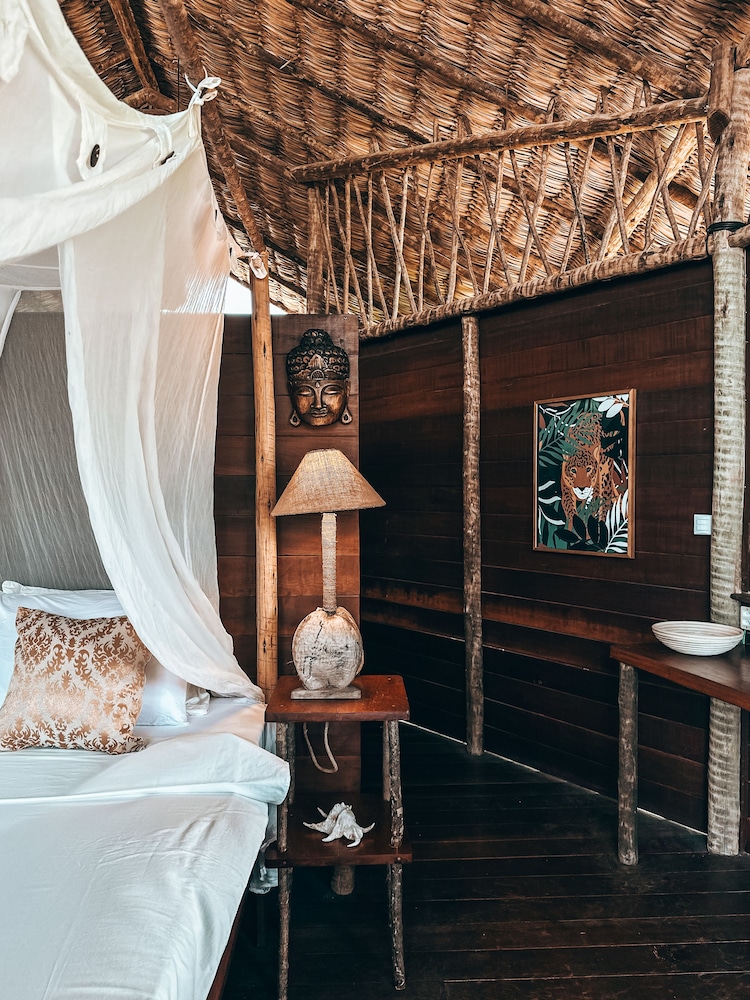 Villa Sabia Eco Bungalows 16/50