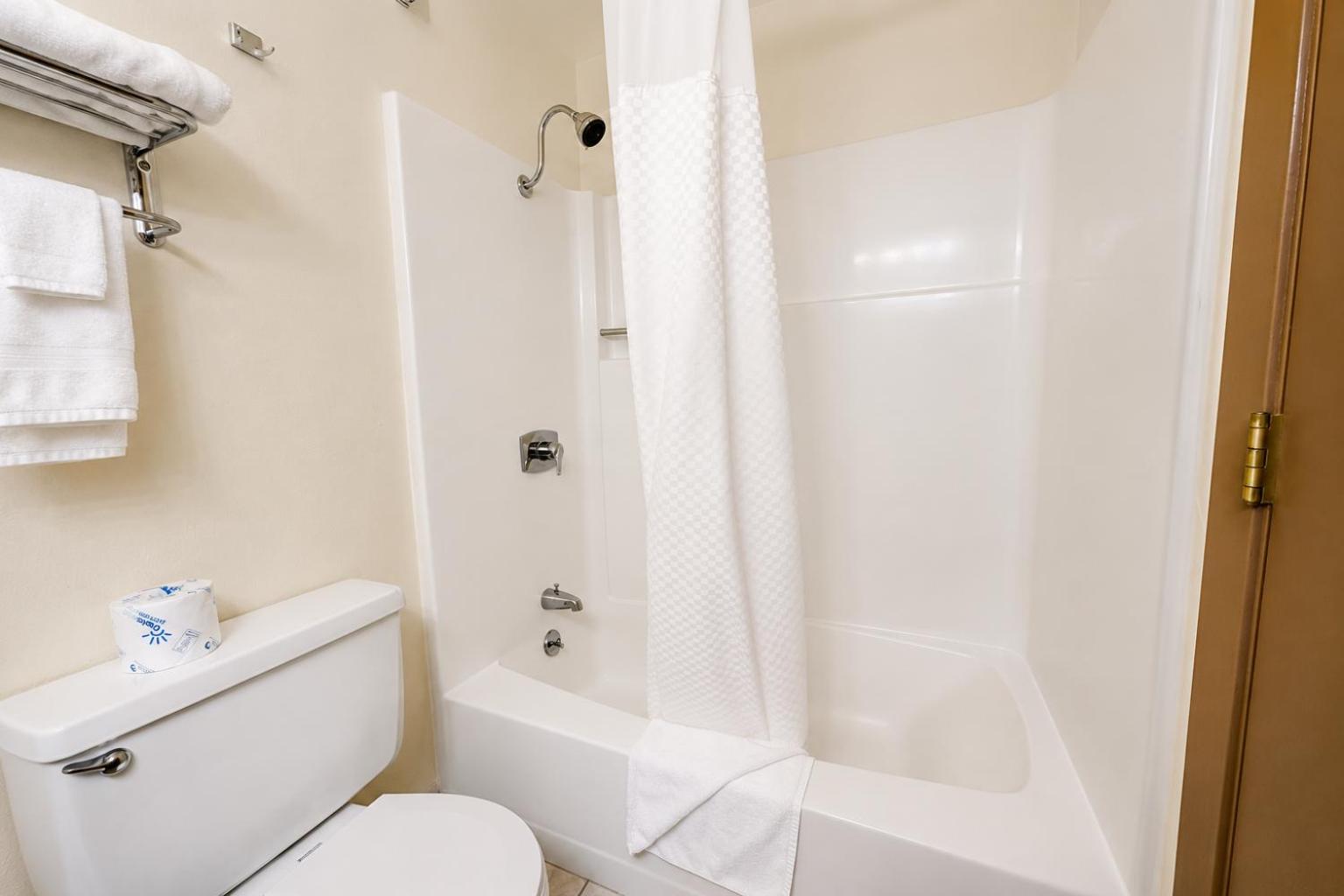 جناح استوديو بسريرين كوين، Fairbridge Inn And Suites 8/10
