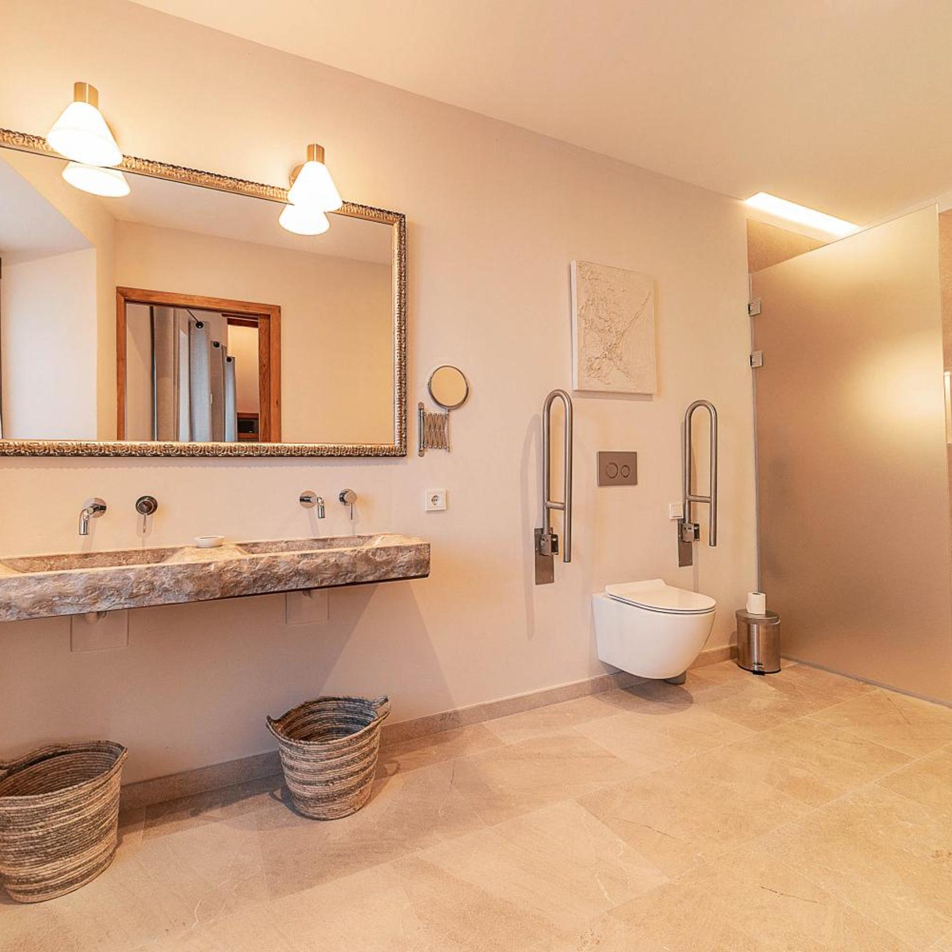 Origins Hotel Boutique 47/50