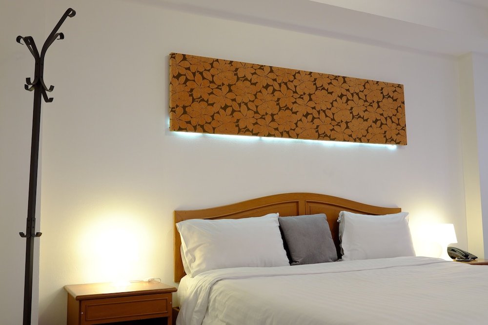 Pj Inn Pattaya 23/43