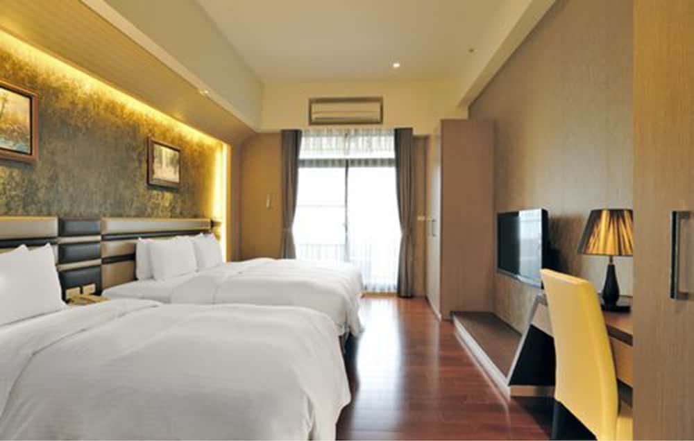 MASTER HOTEL 12/25