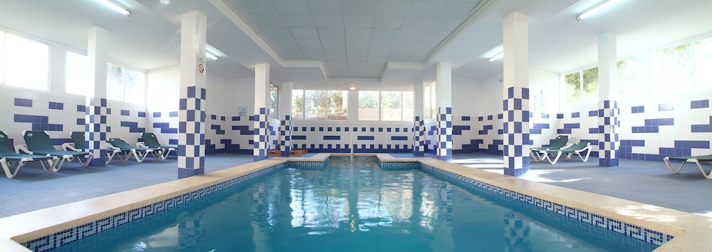 Protur Floriana Resort Aparthotel 12/30