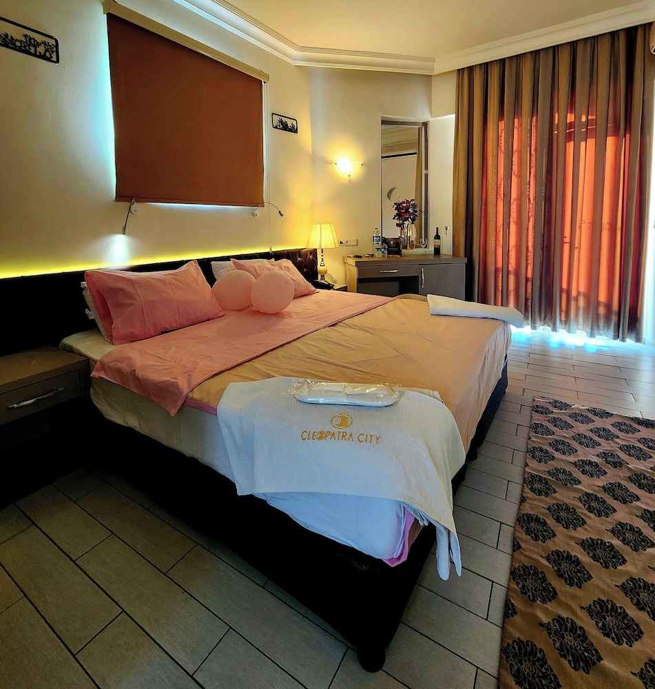 غرفة عائلية بسريرين منفصلين بإطلالة على المدينة بغرفة نوم واحدة، Cleopatra City Hotel 2/10