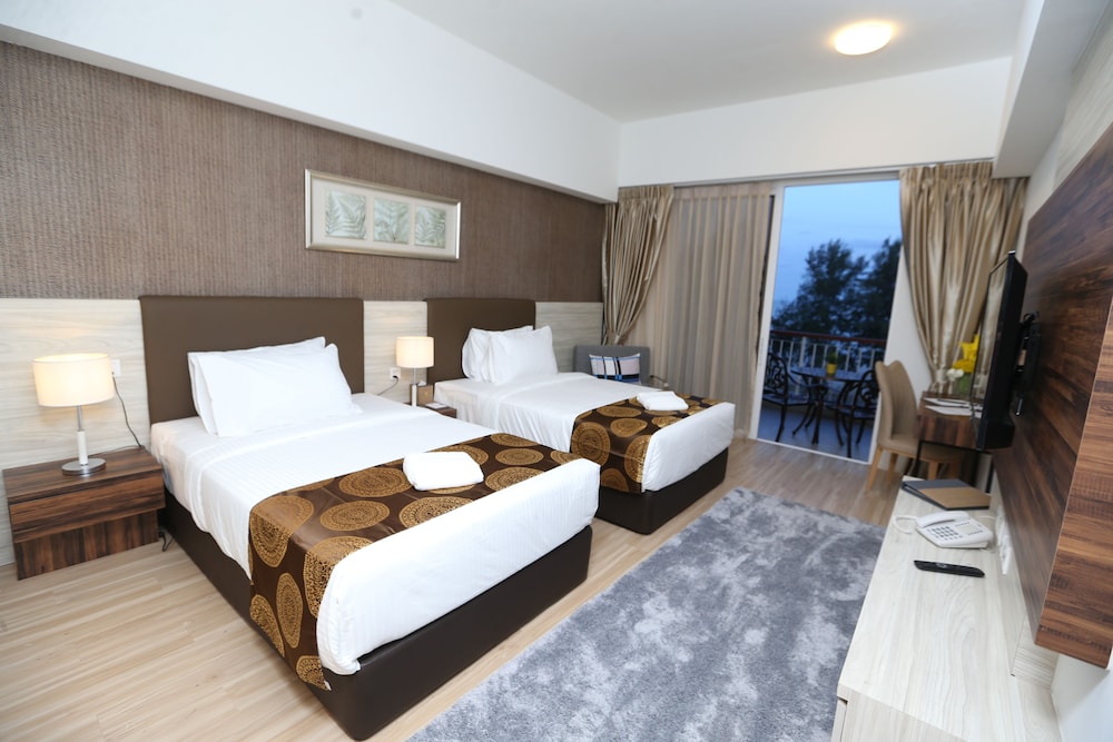 DELUXE, TWIN BEDS