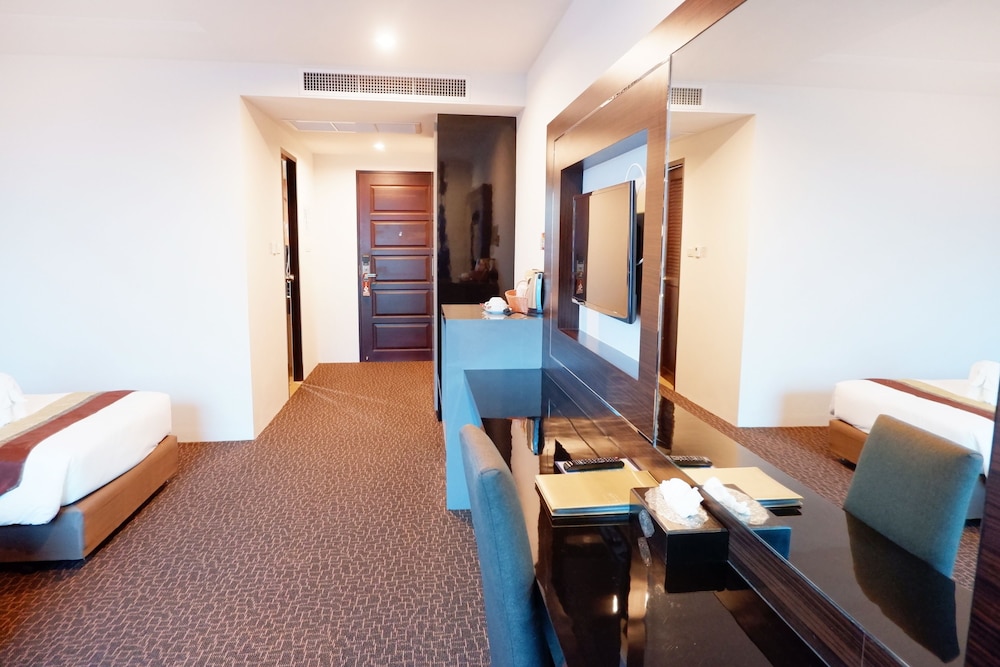 Siam Oriental Hotel 45/69