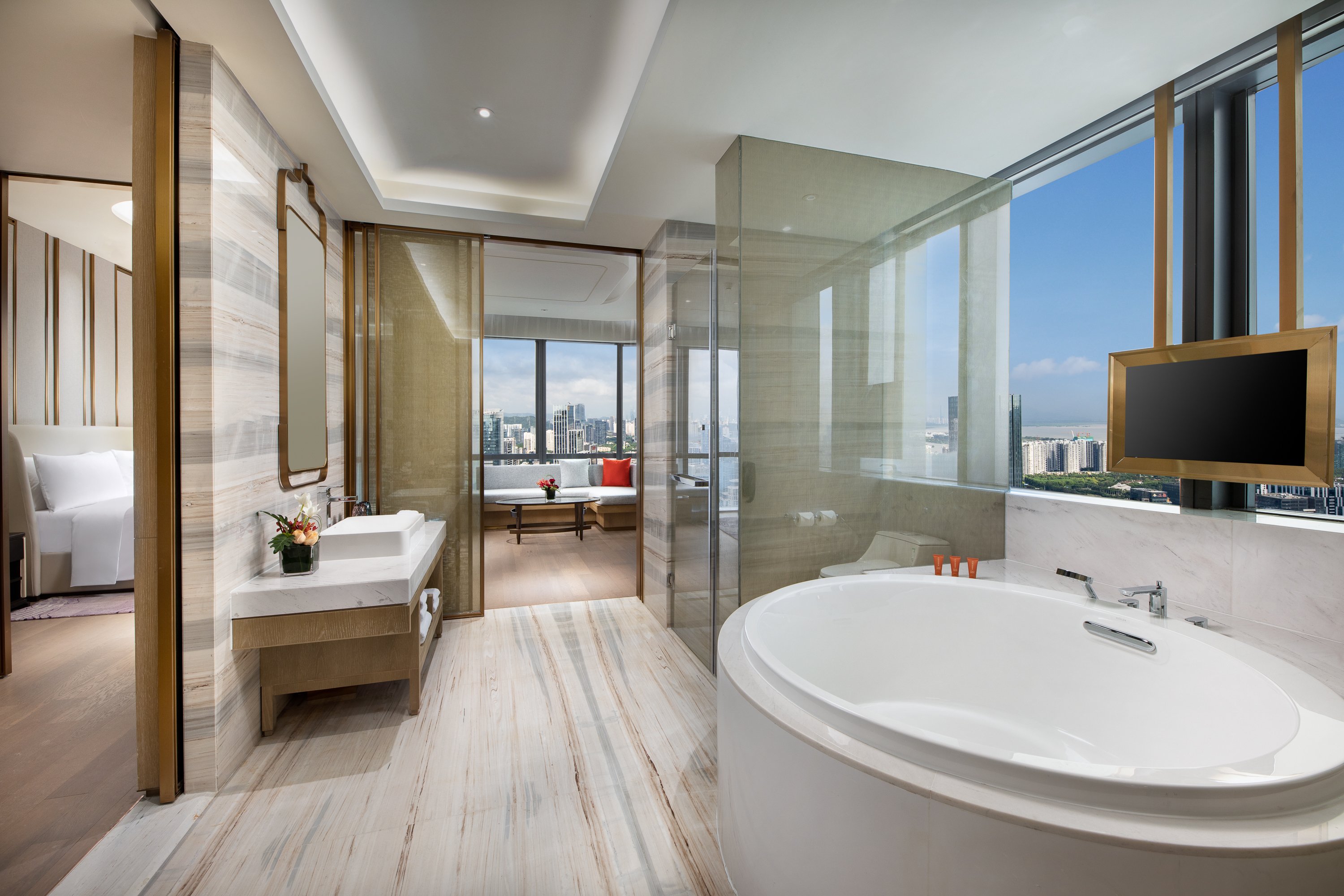 Crowne Plaza Shenzhen Nanshan 48/50
