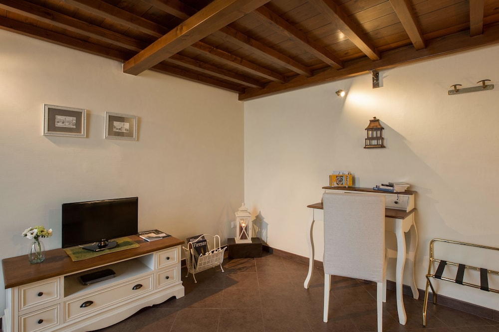 Charming Suite Cavour Heart Of Florence 14/23