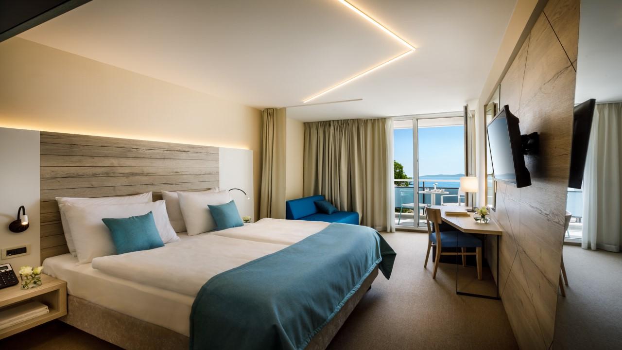 Superior, Sea Side, Balcony