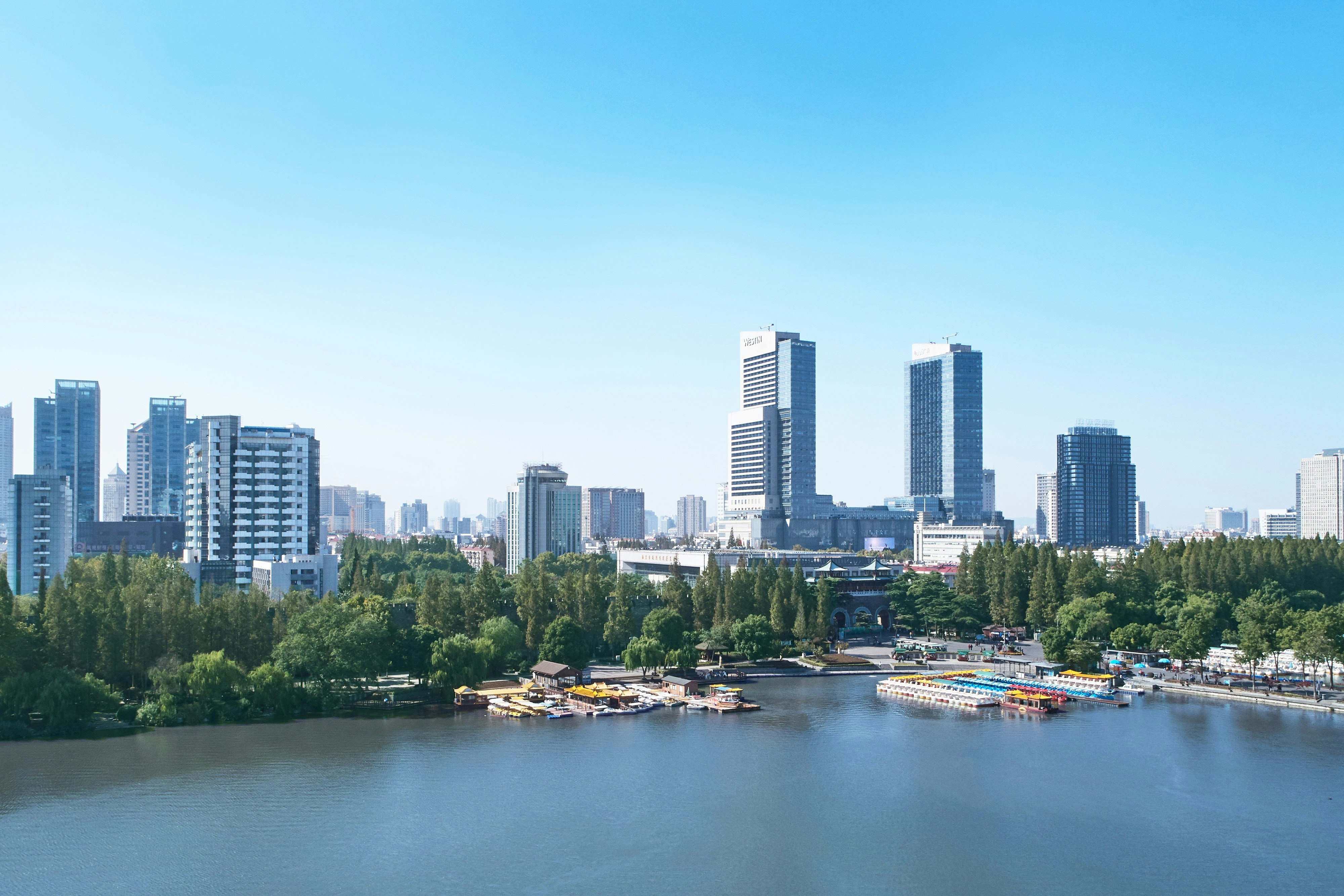 The Westin Nanjing Xuanwu Lake 17/18