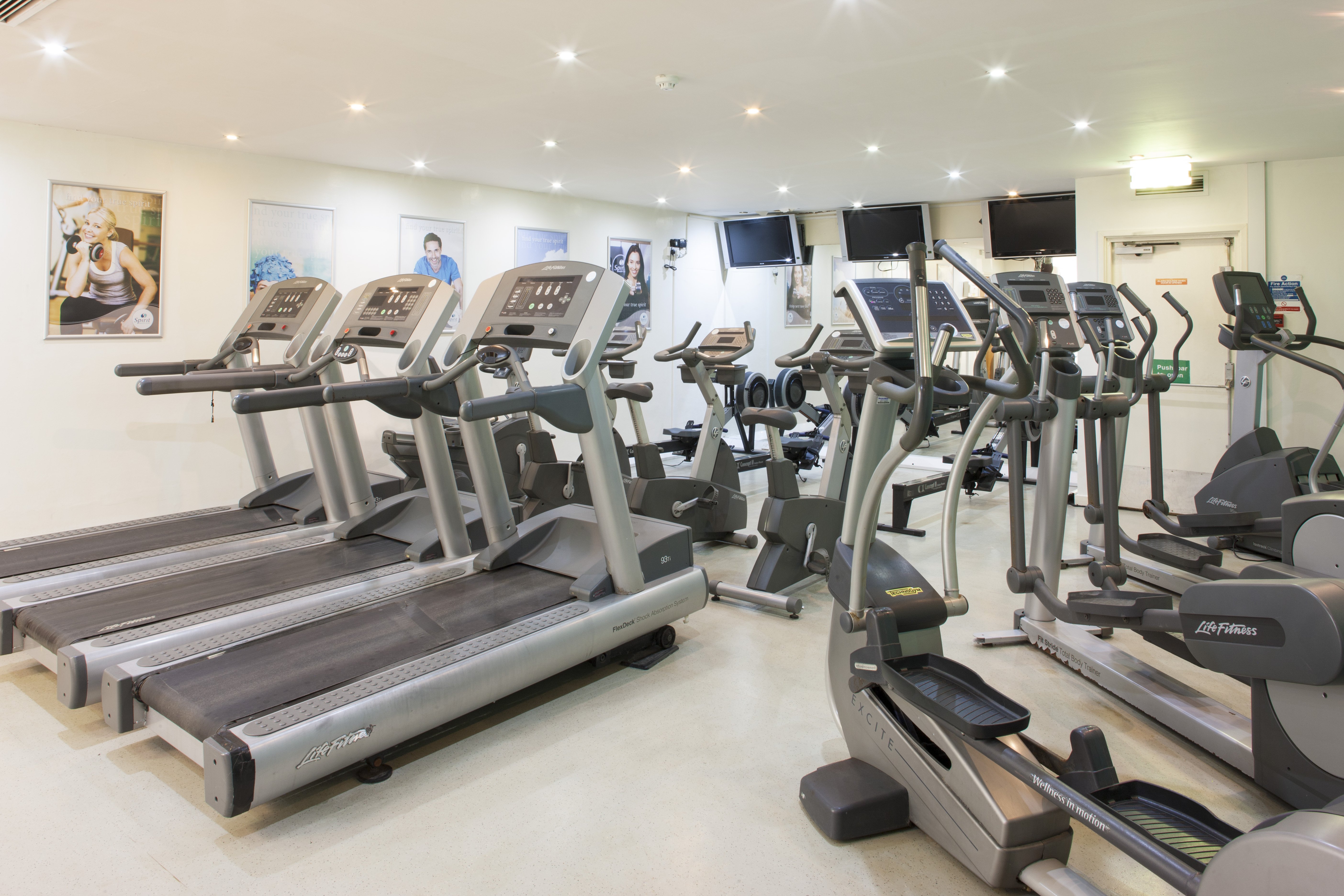 Holiday Inn Norwich 24/50