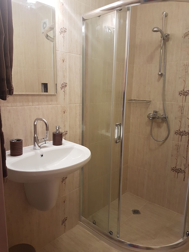 Apart Hotel Iglika 70/73