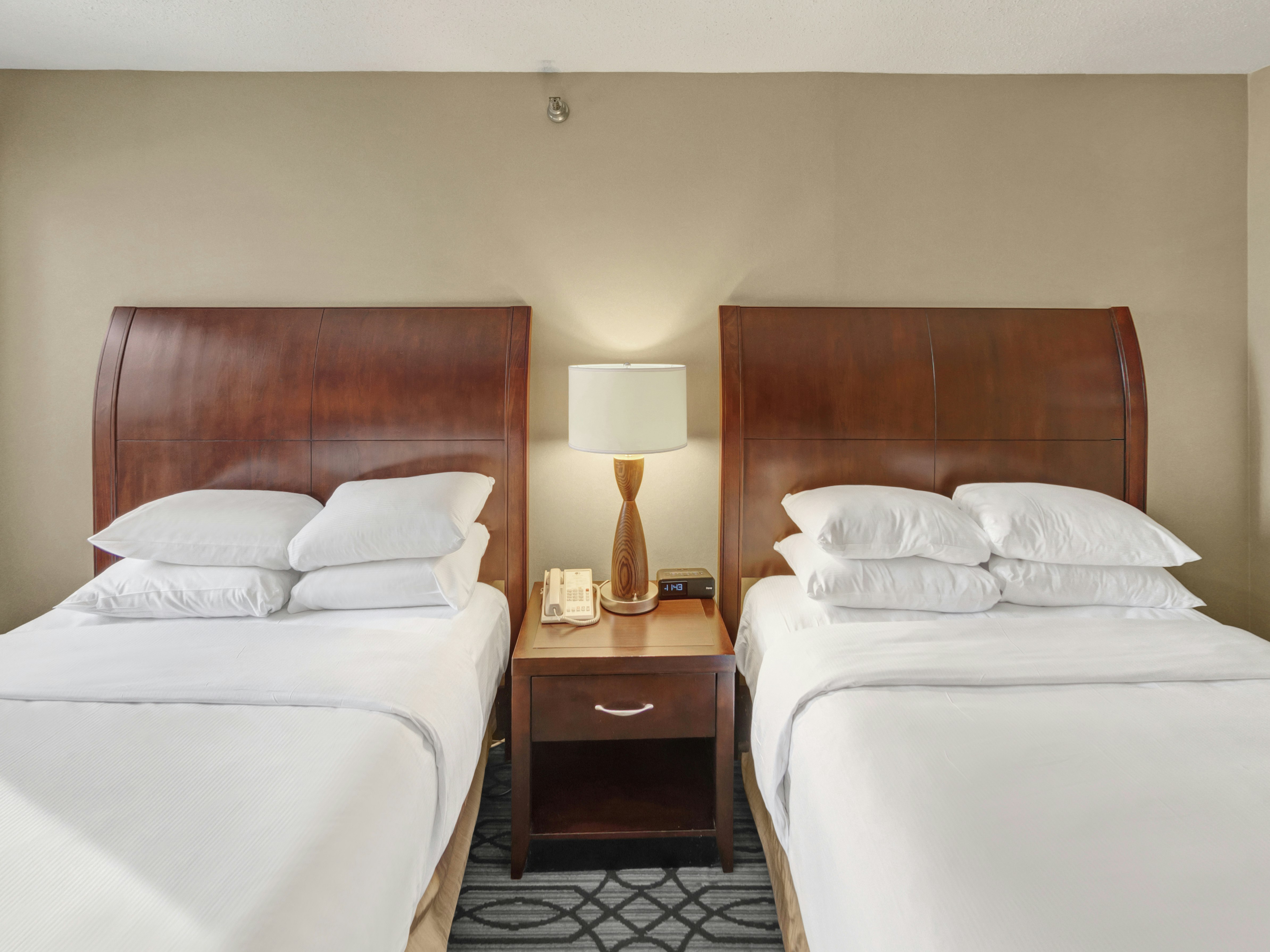 ROOM, 2 DOUBLE BEDS