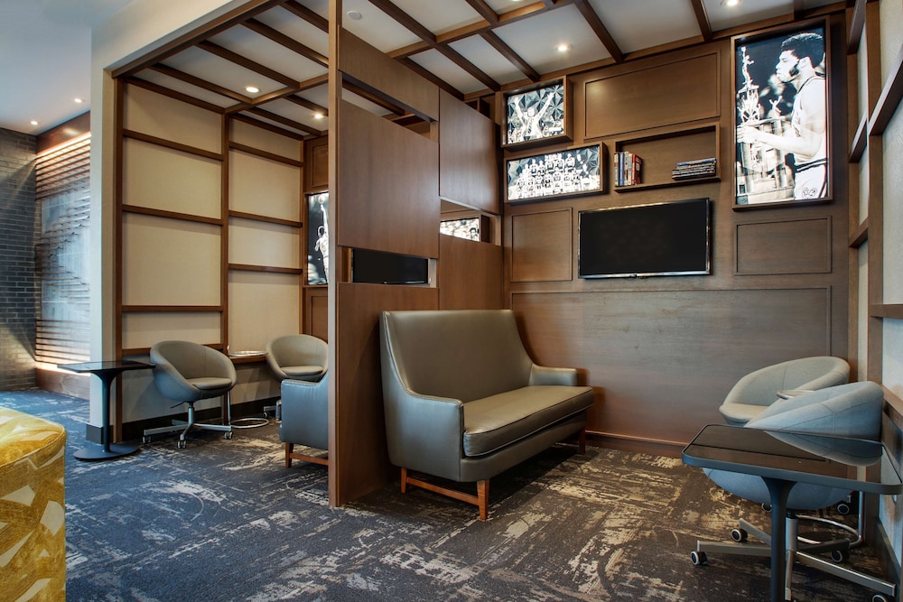 Hyatt Place Milwaukee Downtown 43/71