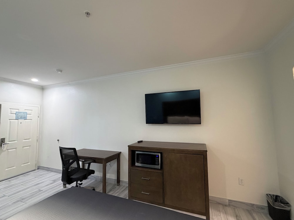 Americas Best Value Inn 34/51