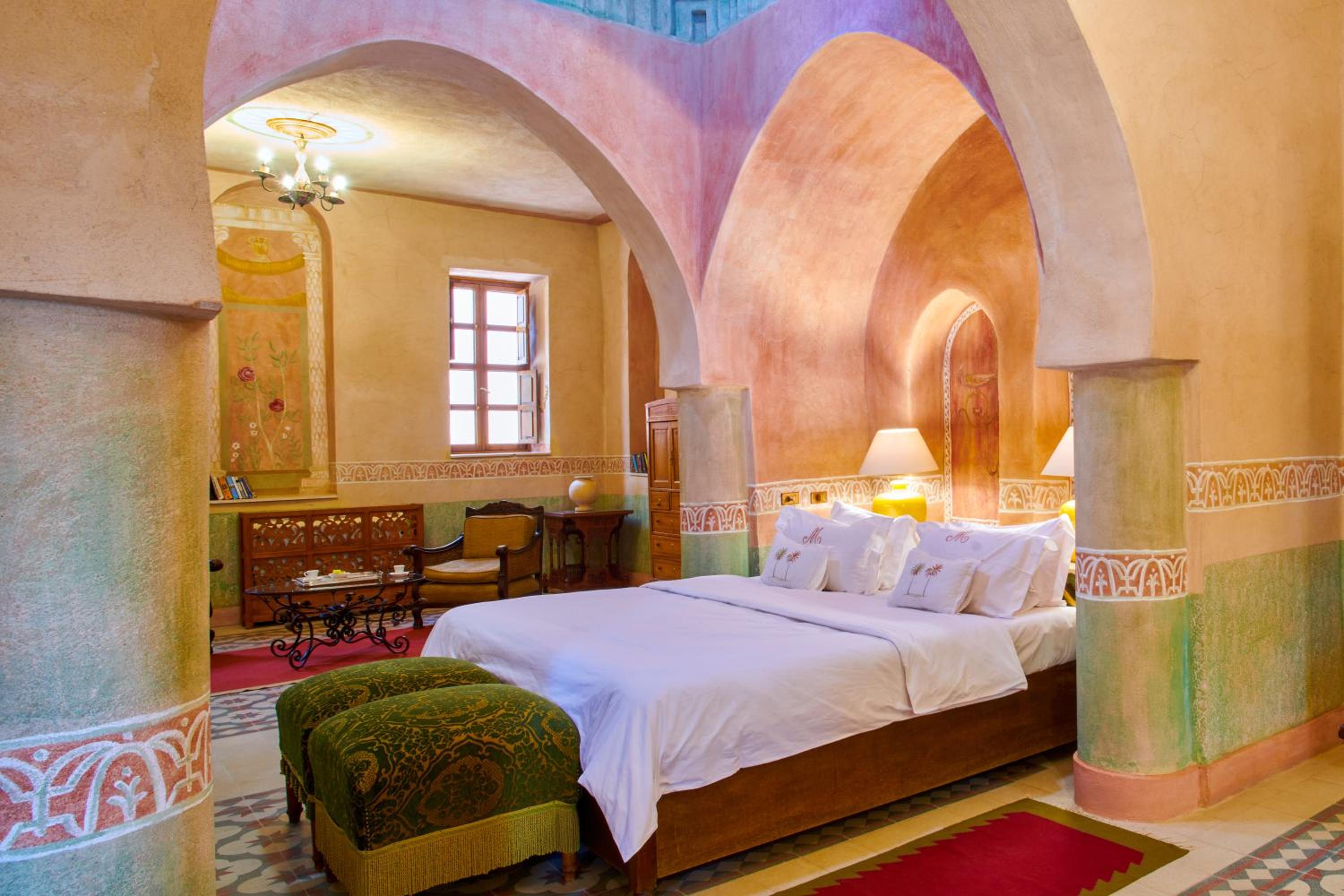 Luxury, Suite
