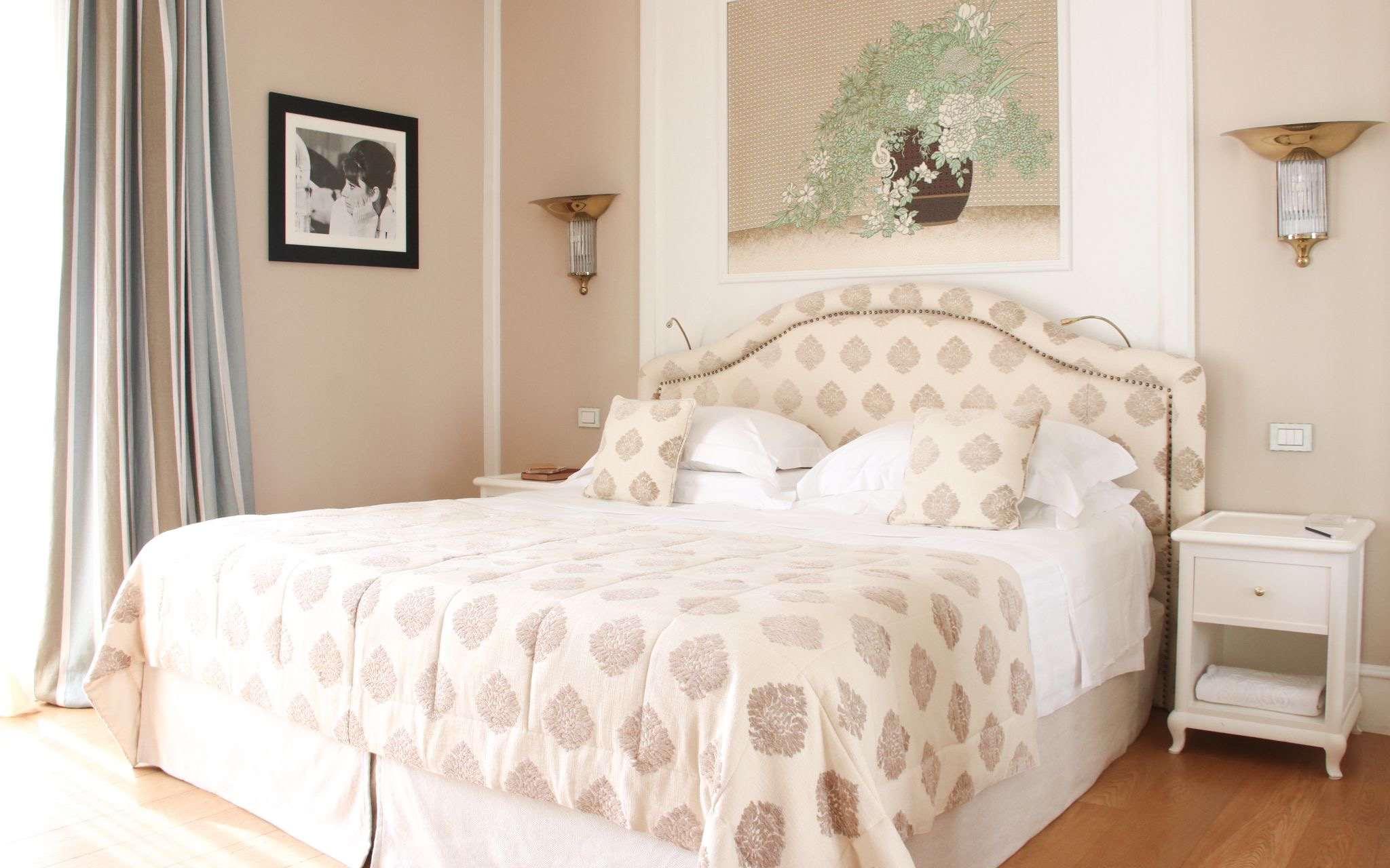 Suite, Sea View