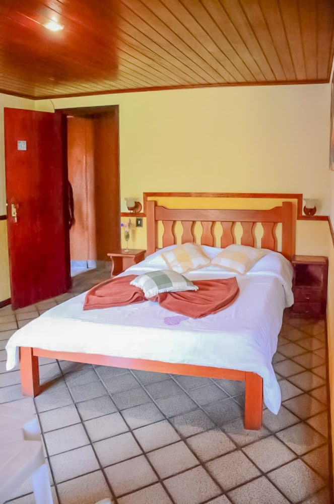 Pousada Chales Wood House 14/51