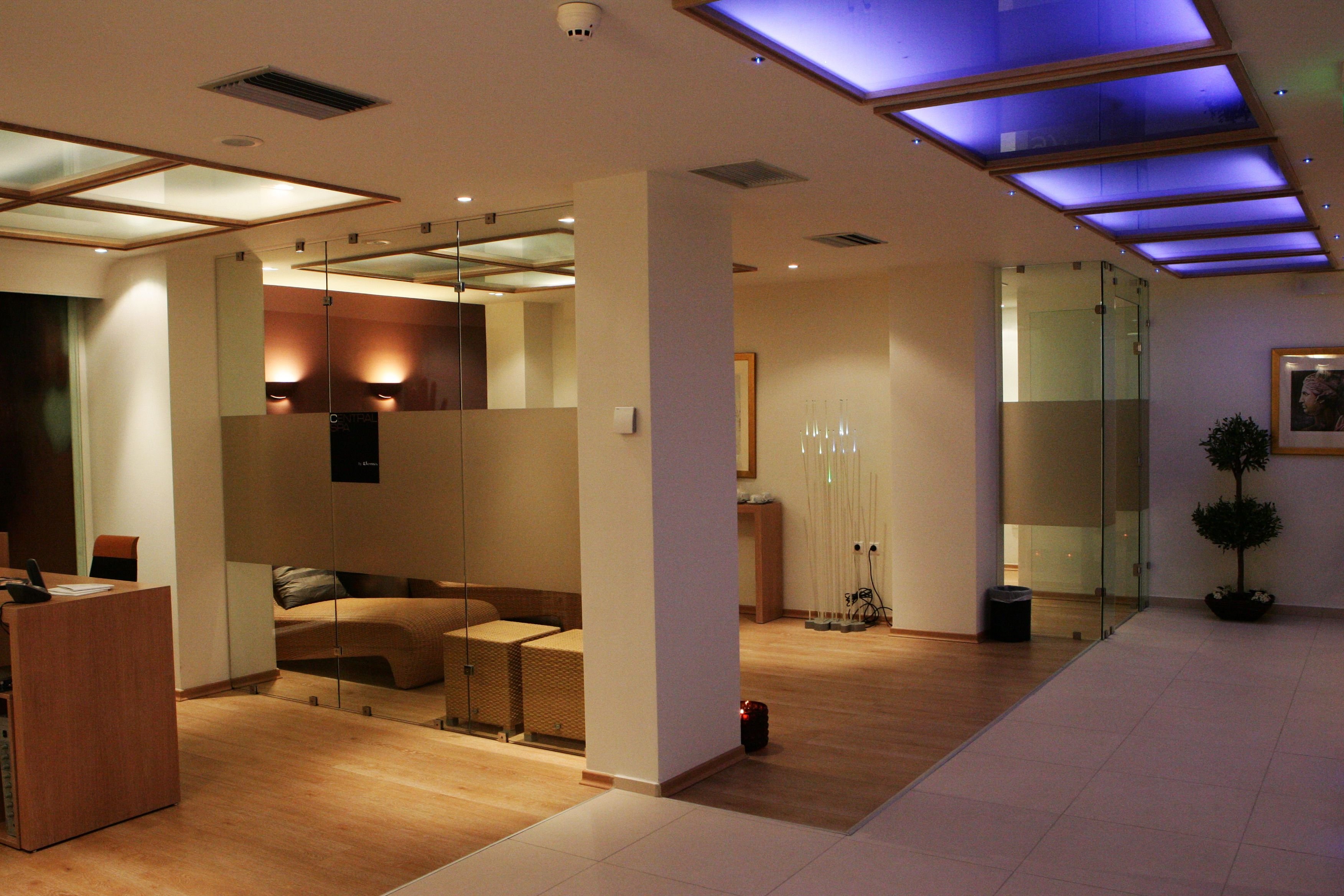 City Hotel 32/43