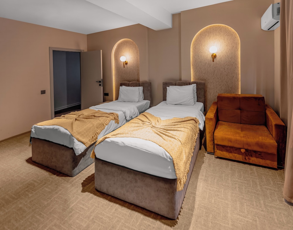 STANDARD, TWIN BEDS