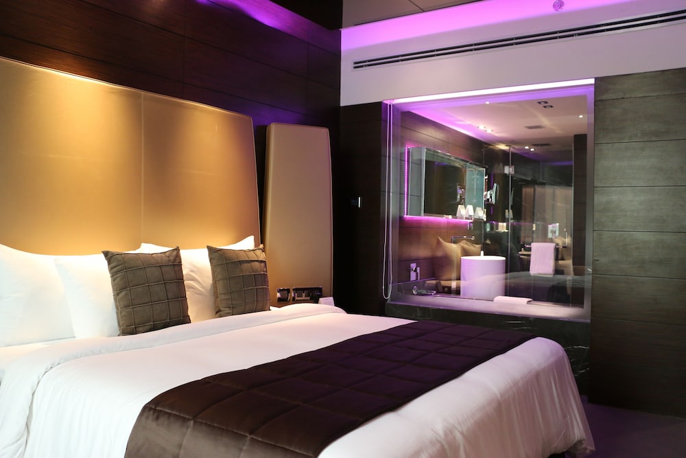 Radisson Blu Atria Bengaluru 34/76