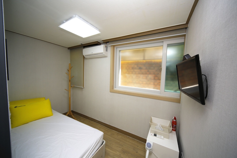 24 Guesthouse Seoul Cheongryangri 14/61