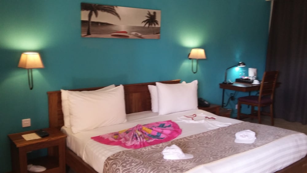 Jalsa Beach Hotel and Spa 9/35
