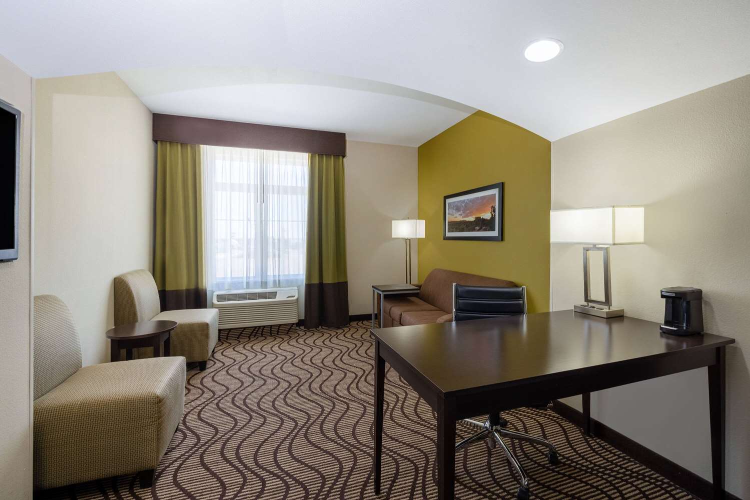 La Quinta Inn & Suites by Wyndham Artesia 31/58