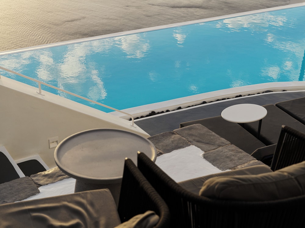 Cosmopolitan Suites - Adults Only 29/50