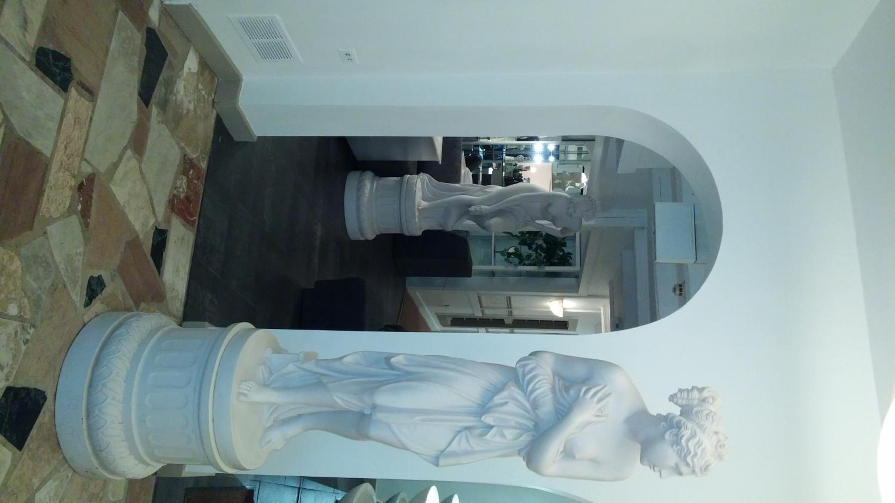 Mario's International Spa, Hotel & Restaurant 8/15