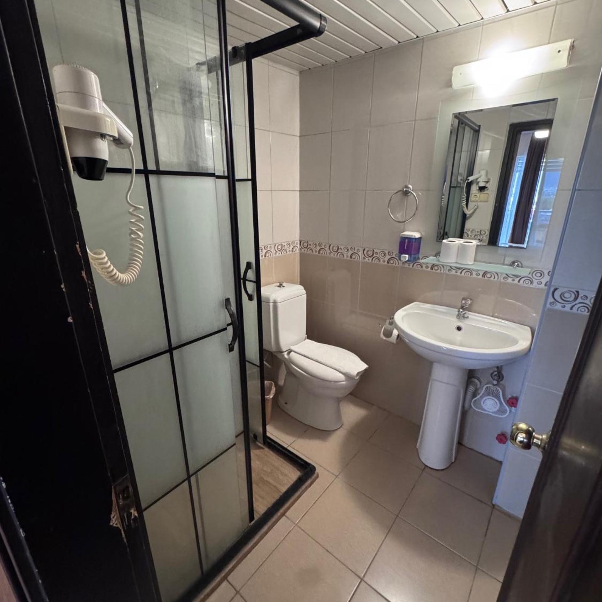 Temiz Otel 49/51