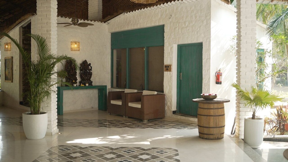 Acorn Hideaway Resort and Spacorbett 6/50