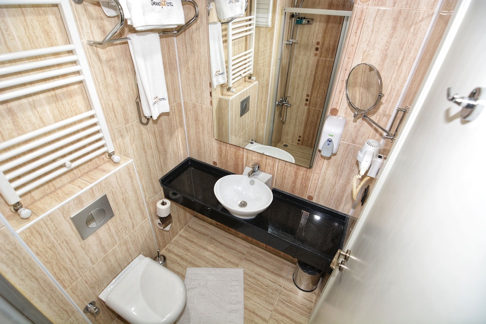 Grand Sah Otel 34/35