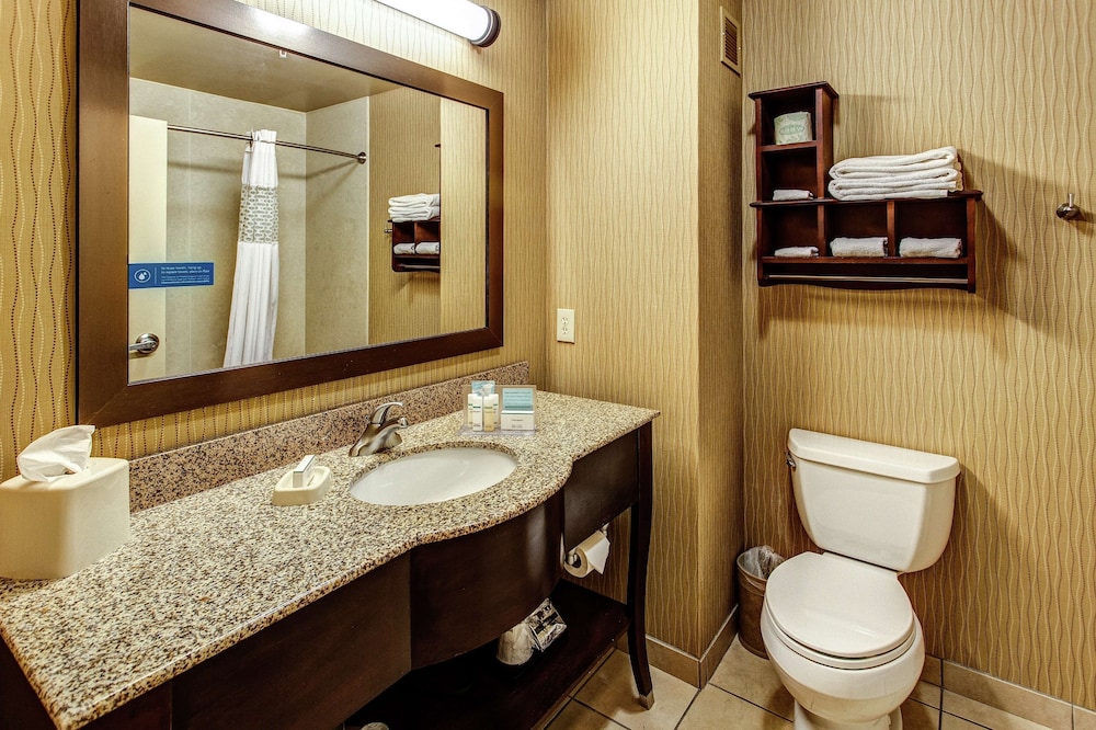 Hampton Inn Junction City Kansas 23/39