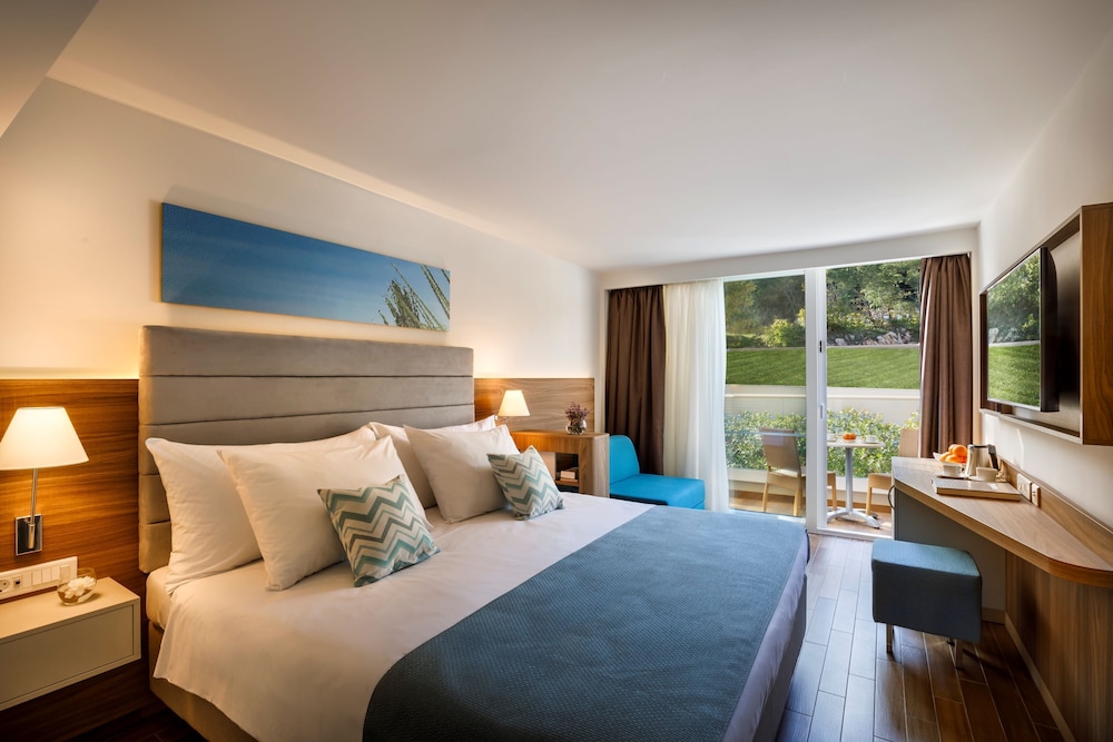 Valamar Bellevue Resort 9/56