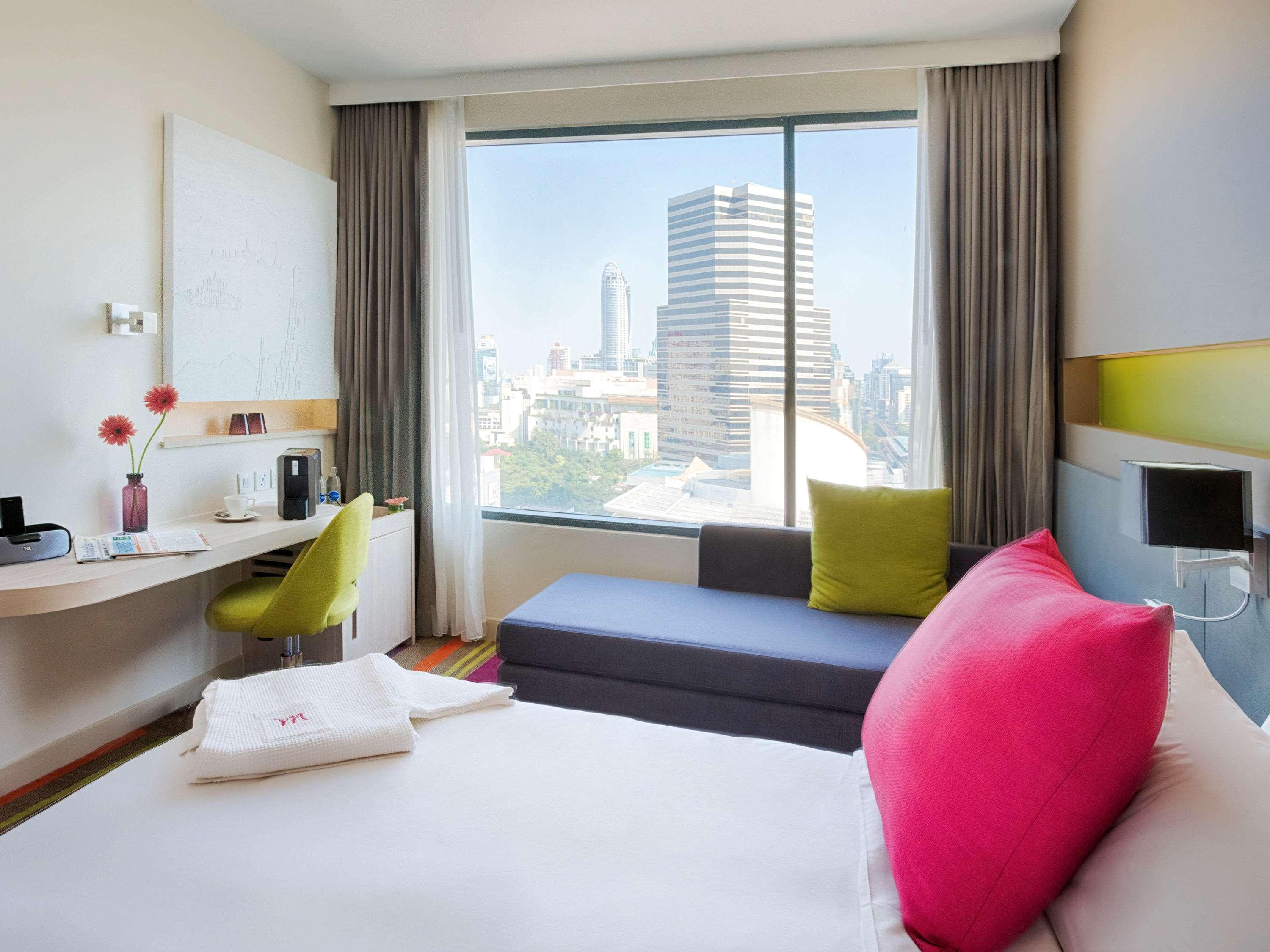 Executive, Queen Bed