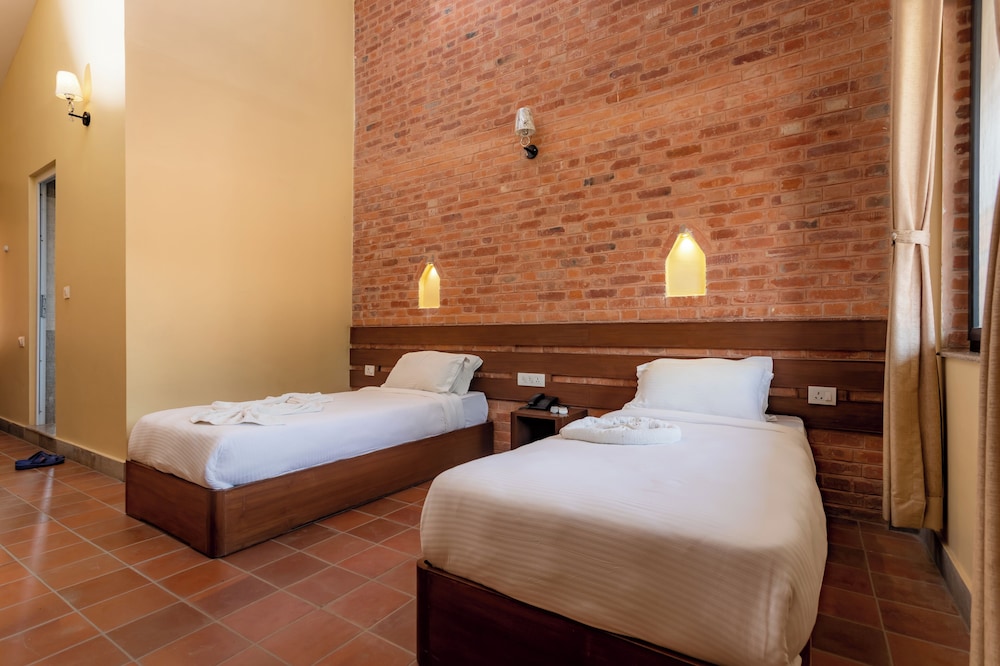 Badreni Jungle Resort (P.) Ltd 19/48