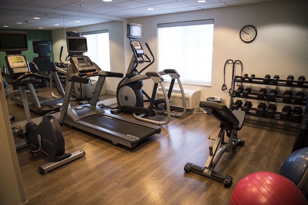 Holiday Inn Express Hotel And Suites Lexington Downtown University 32/47