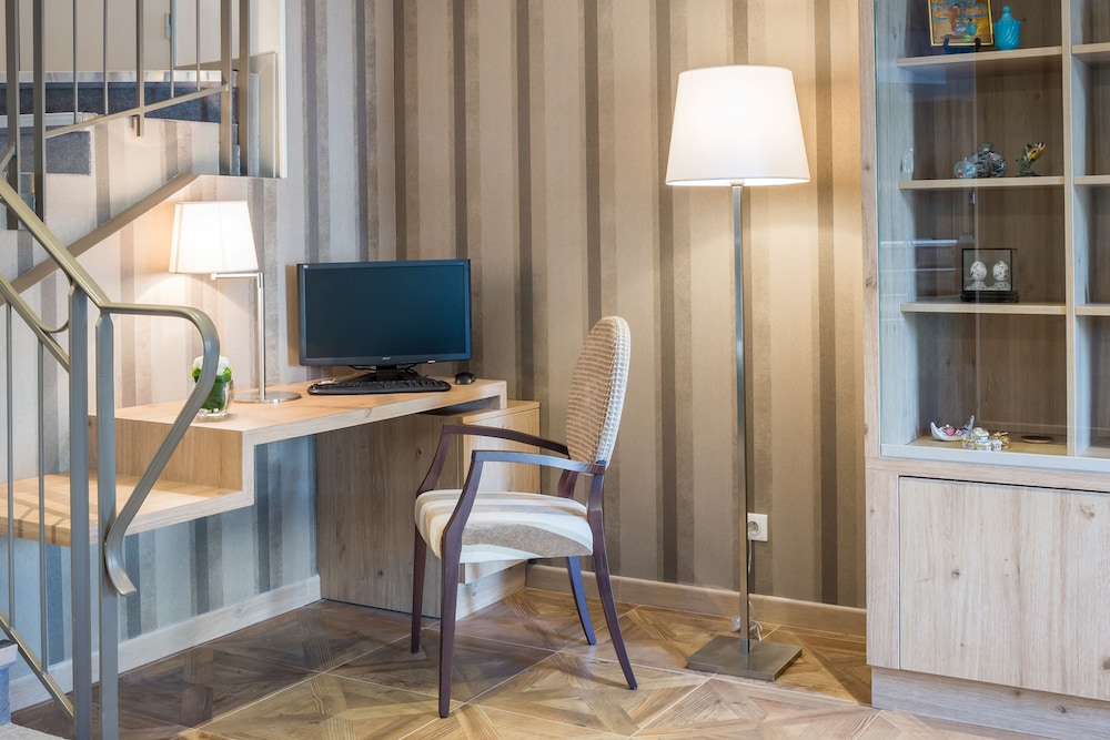 Best Western Plus Hotel Le Rive Droite And Spa 46/51