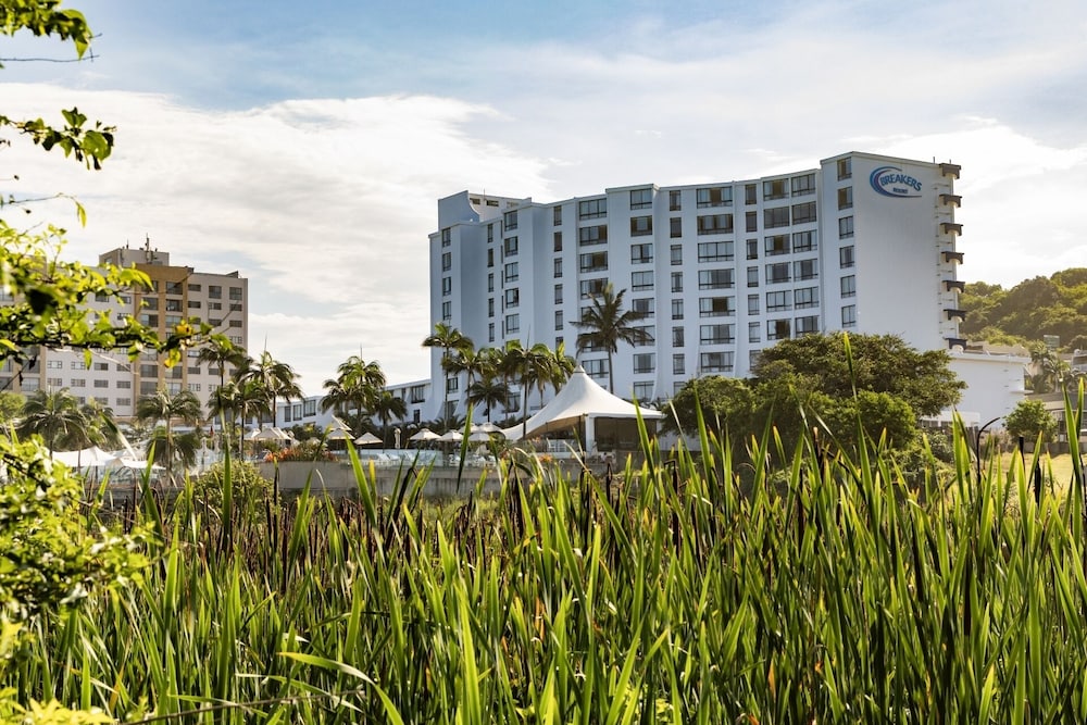 Breakers Resort 6/51