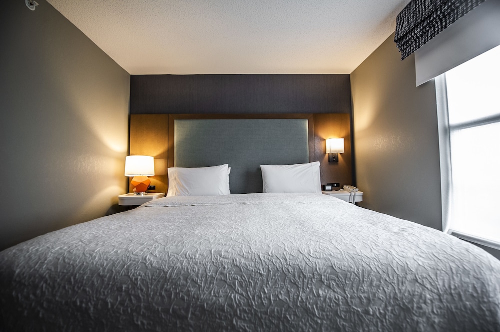 Hampton Inn South Kingstown-Newport Area 24/59