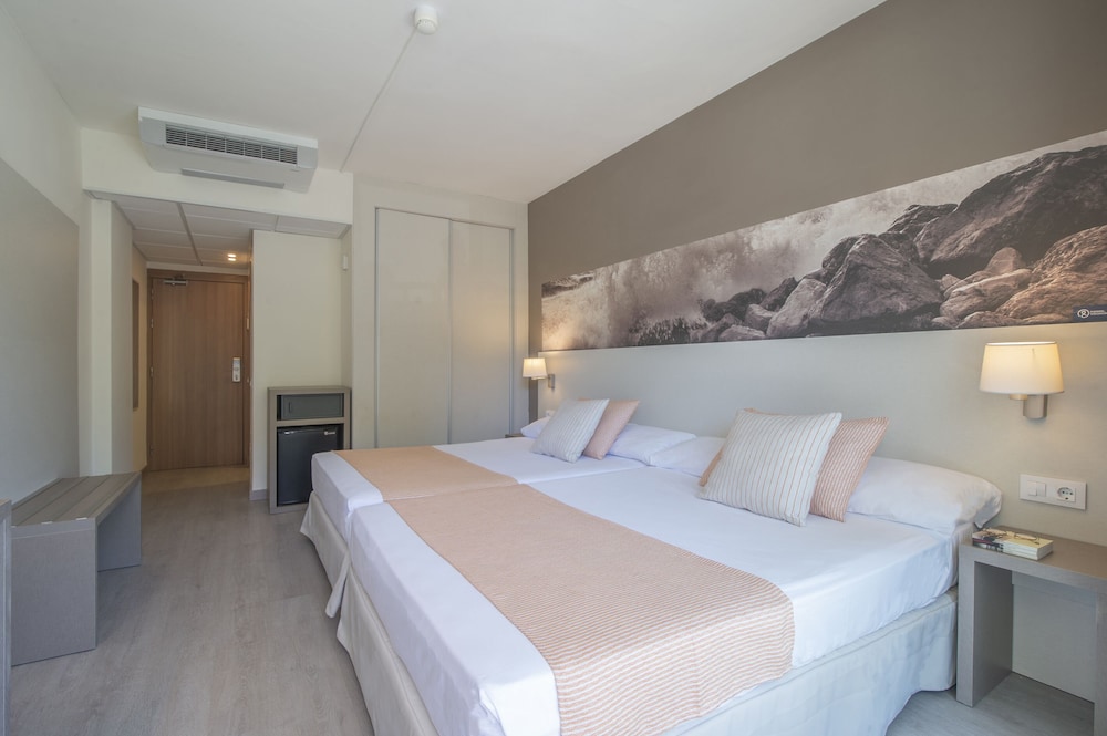 Salou Sunset by Pierre Vacances Adults Only 20/63