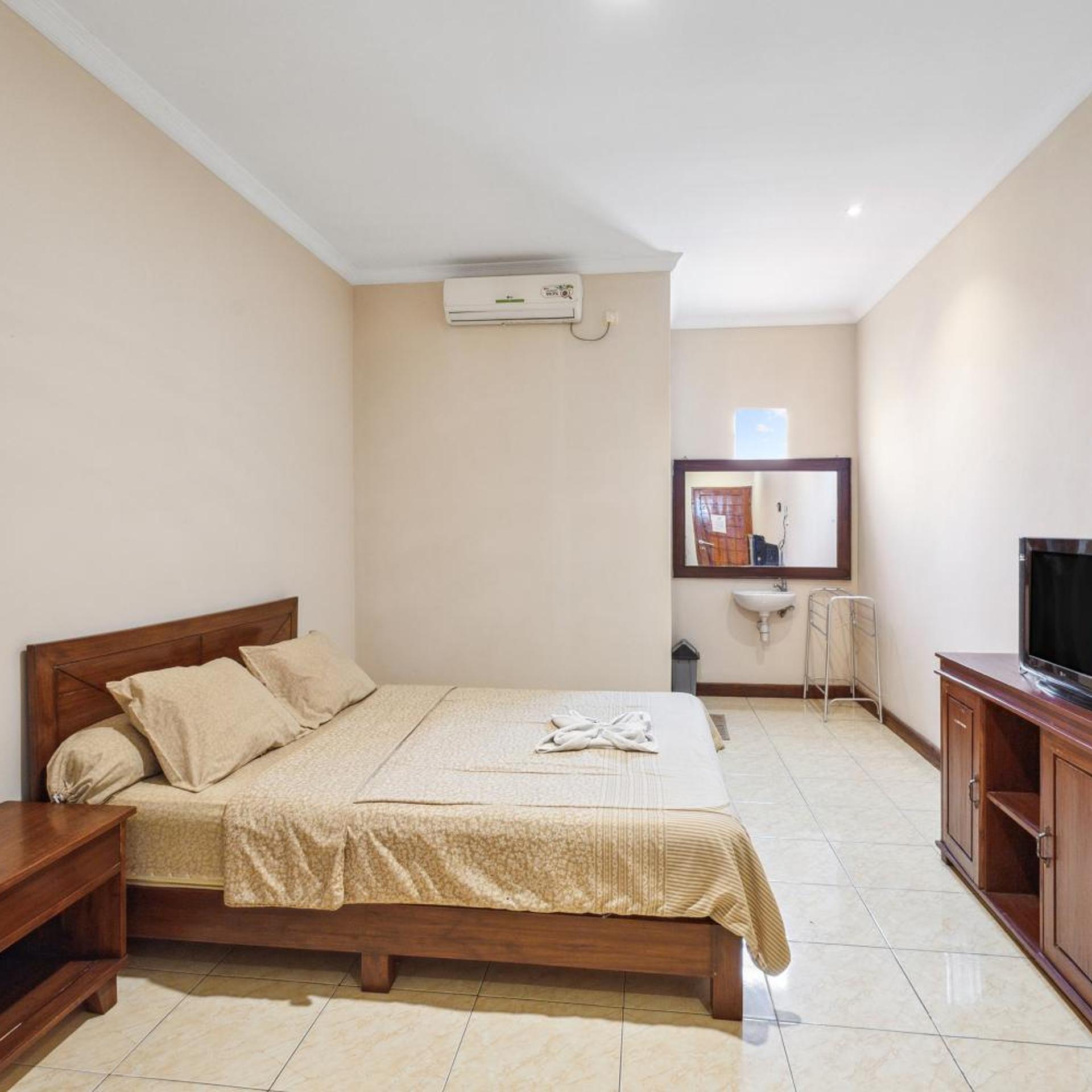 Lagoon, Single Bed