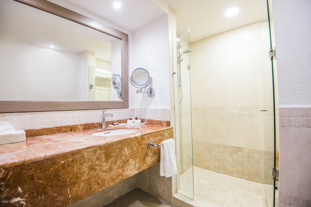 Junior Suite, 2 Double Beds, Beach Front, Sunscape Cancun - All-Inclusive Resort 3/3